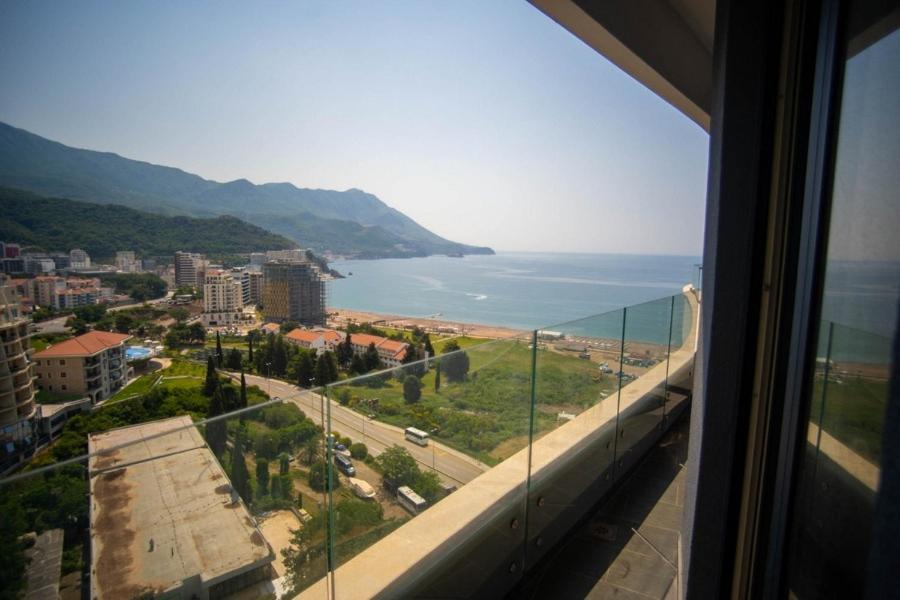 Skyline Premium Residences